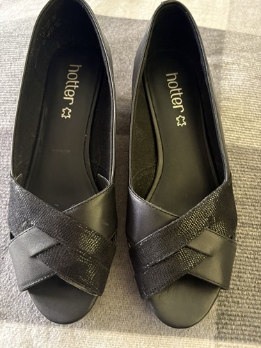 Size hotter peep - toe, wedge