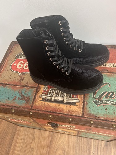 Heavenly soles black velvet - heavenly,