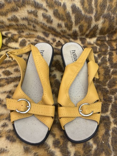 Hotter yellow leather - hotter,
