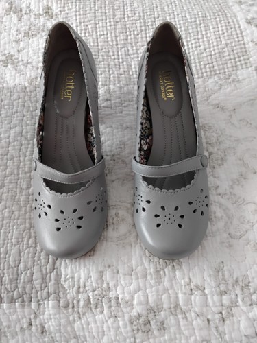Brand new box hotter shoes - no,